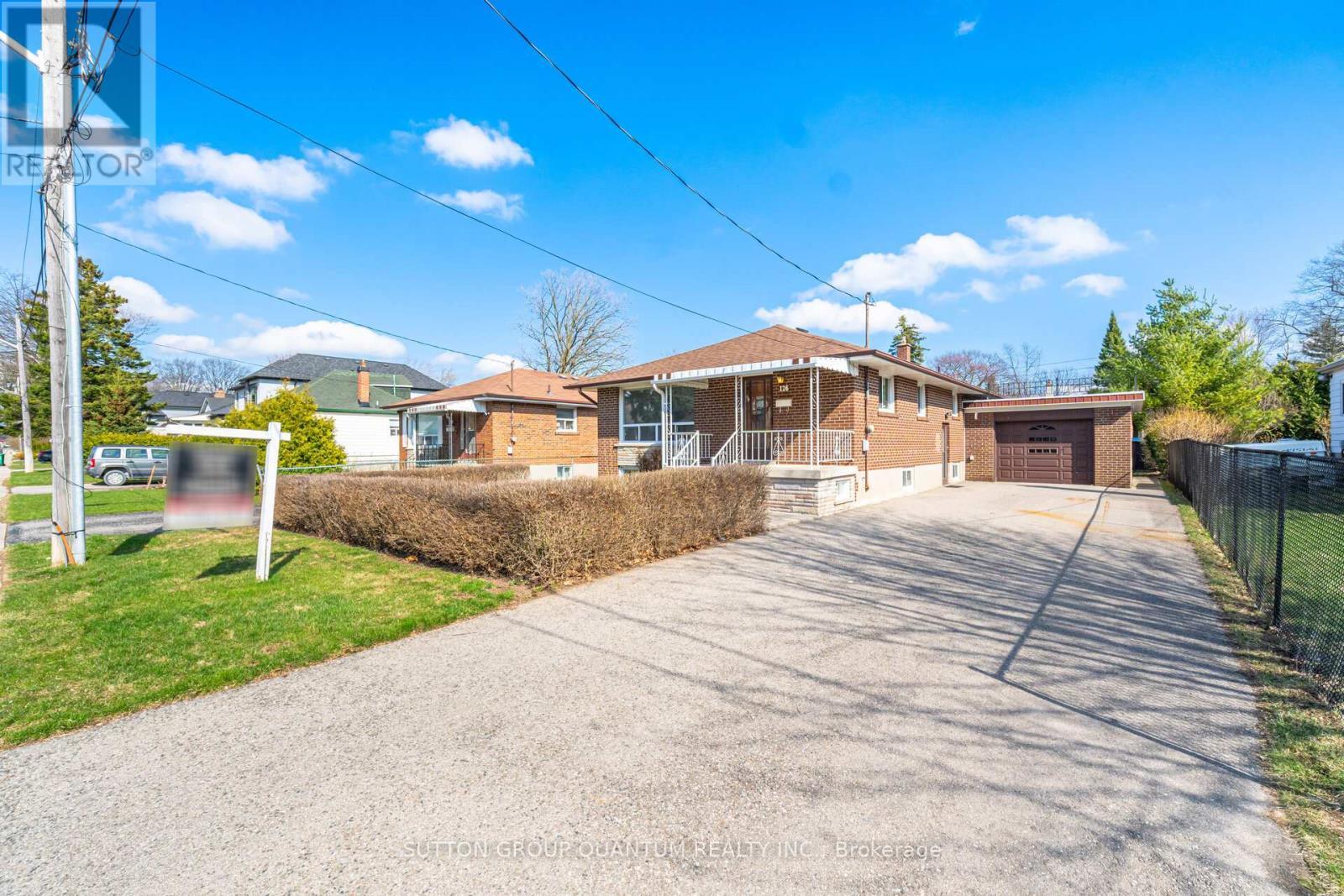Attached garage with lots of space in the driveway - 126 Angelene Street, Mississauga, ON