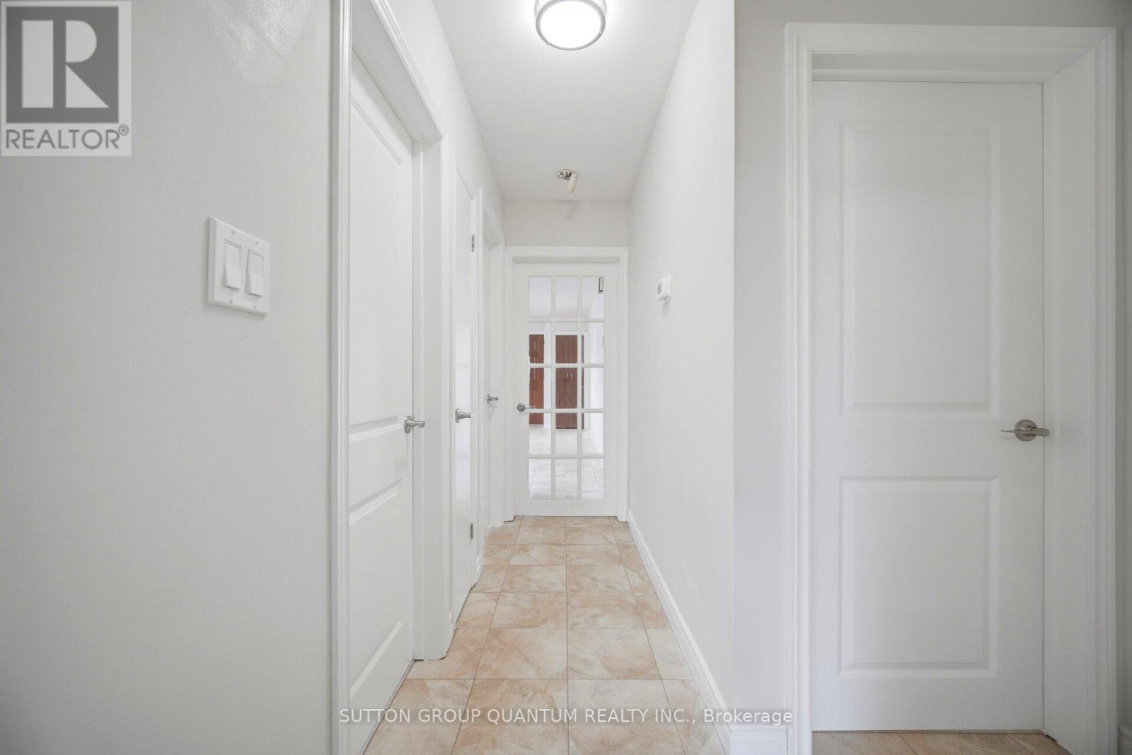 Main level hallway - 126 Angelene Street, Mississauga, ON