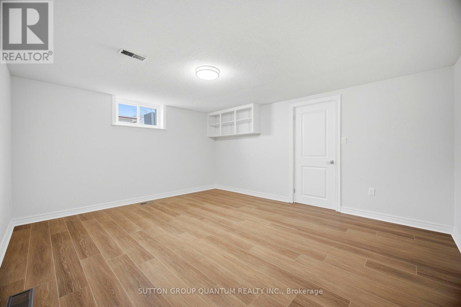 4th room Lower level, NEW doors/handles - 126 Angelene Street, Mississauga, ON