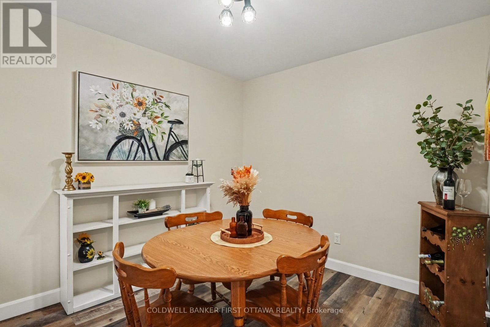 6 Bathurst Road, Perth, ON