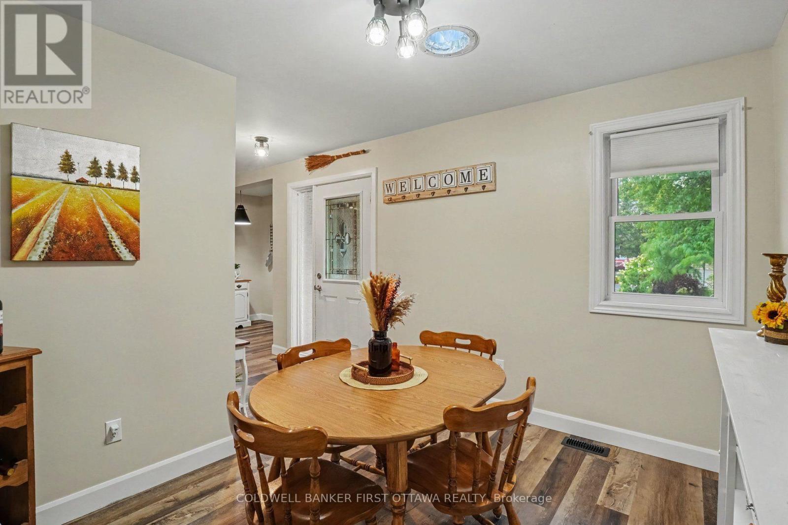 6 Bathurst Road, Perth, ON