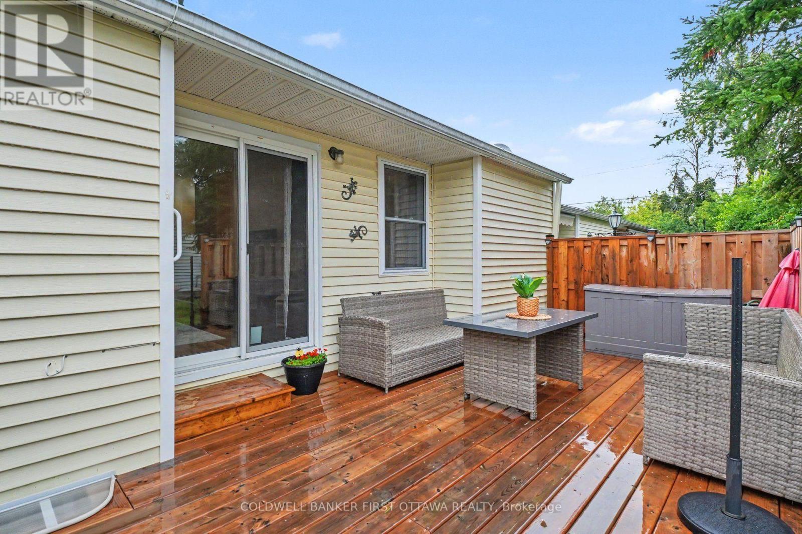 6 Bathurst Road, Perth, ON