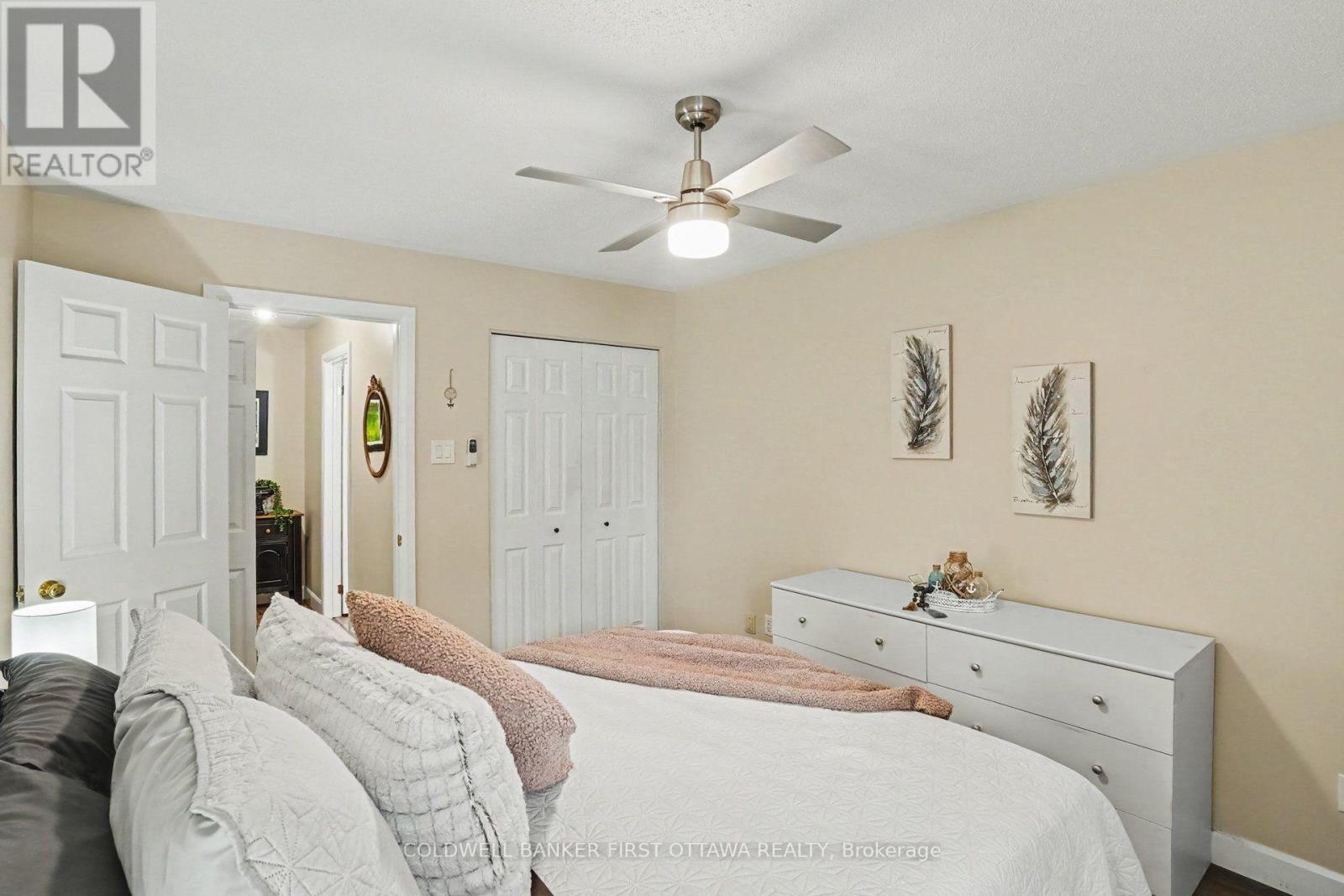 6 Bathurst Road, Perth, ON