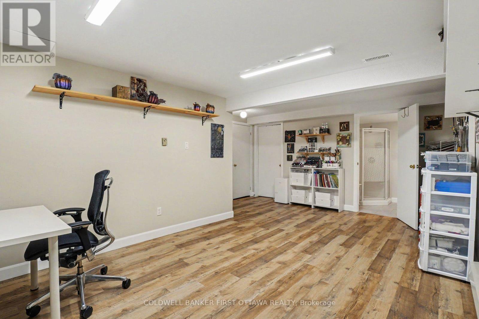 6 Bathurst Road, Perth, ON