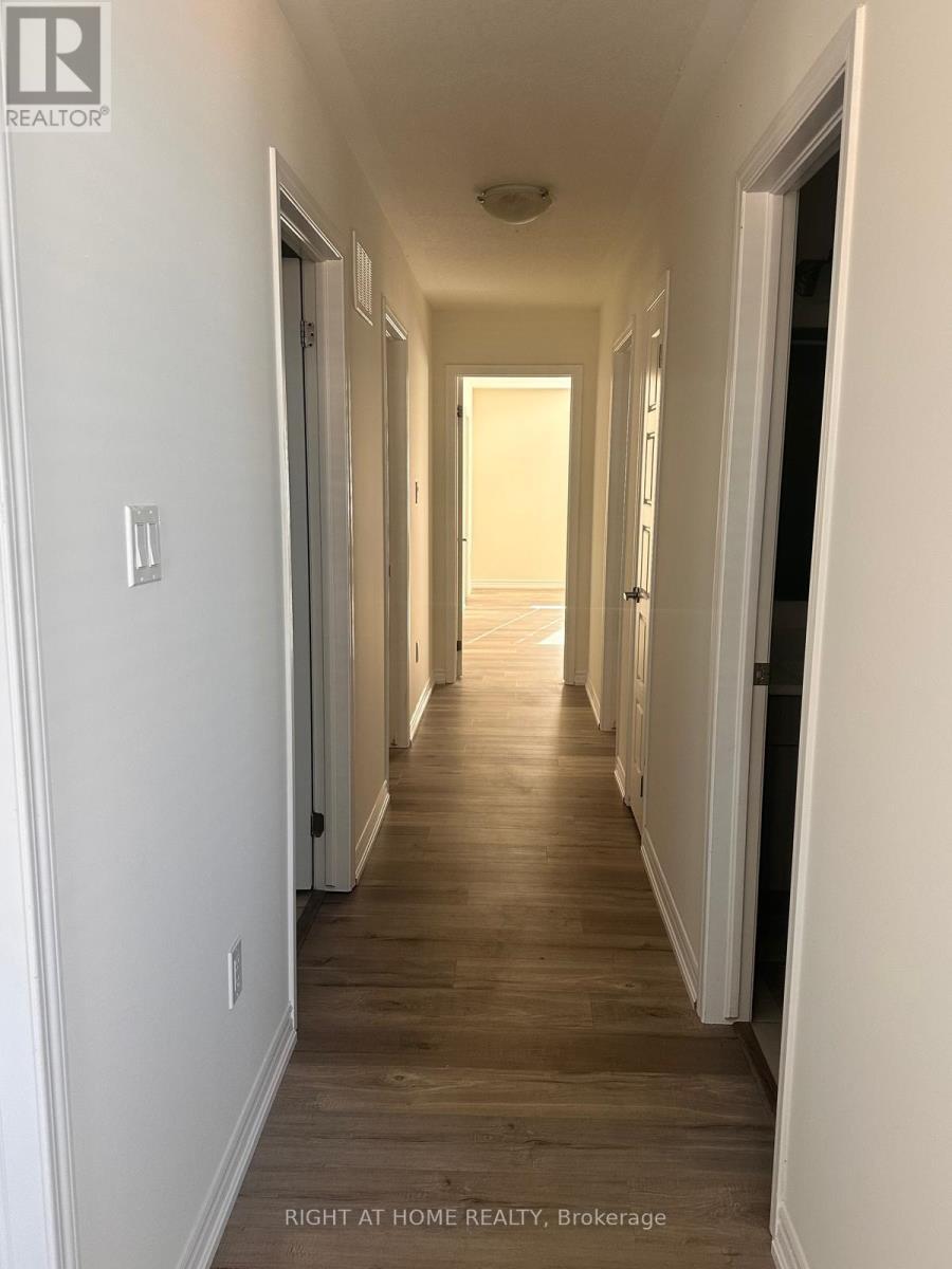 516 Equestrian Way, Cambridge, ON