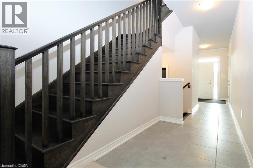 11 Sonoma Valley Crescent, Hamilton, ON