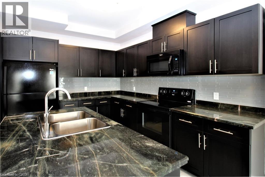 11 Sonoma Valley Crescent, Hamilton, ON