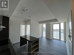 1711 - 188 FAIRVIEW MALL DRIVE Toronto, ON M2J 0H7