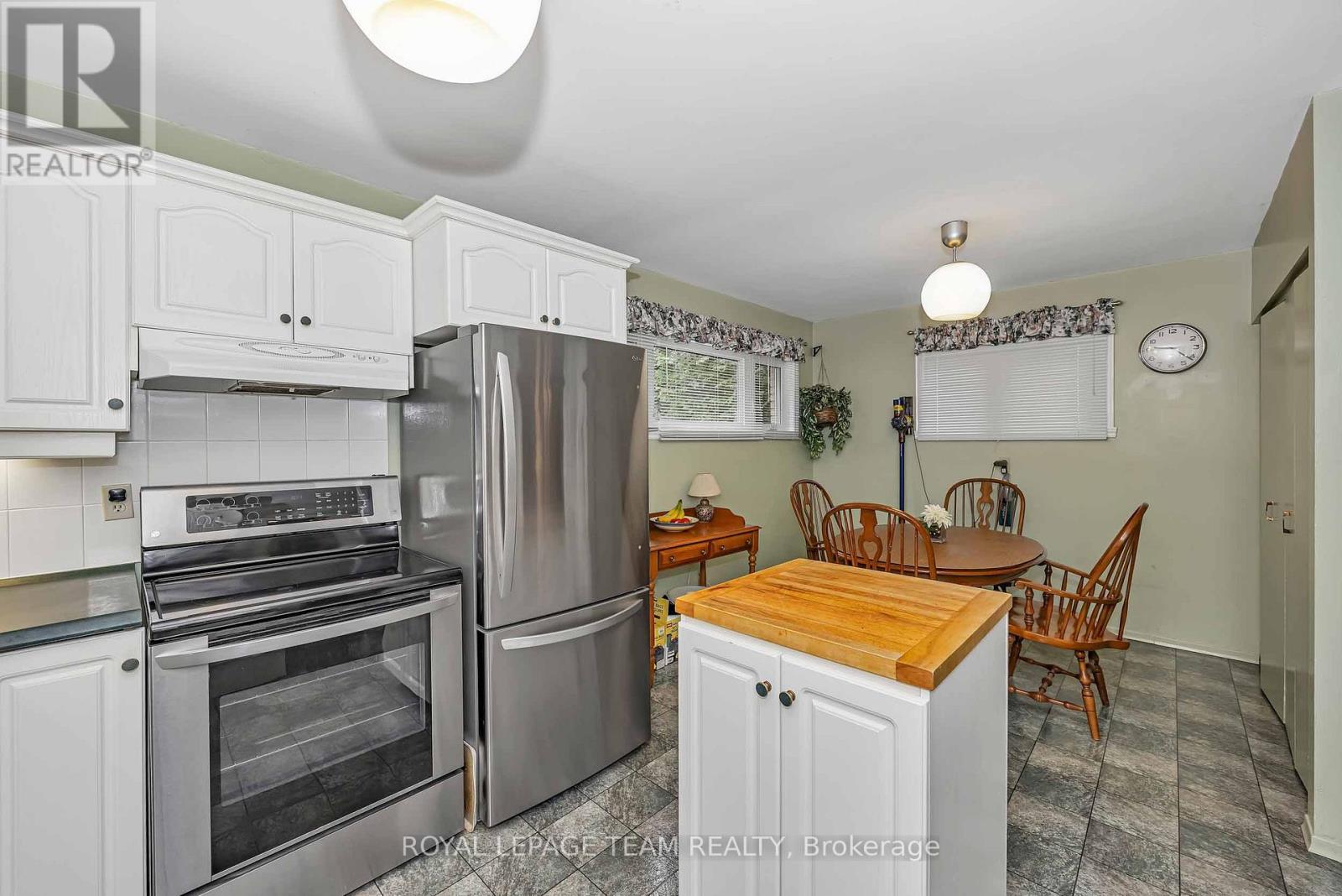 1174 Bonnie Crescent, Ottawa, ON