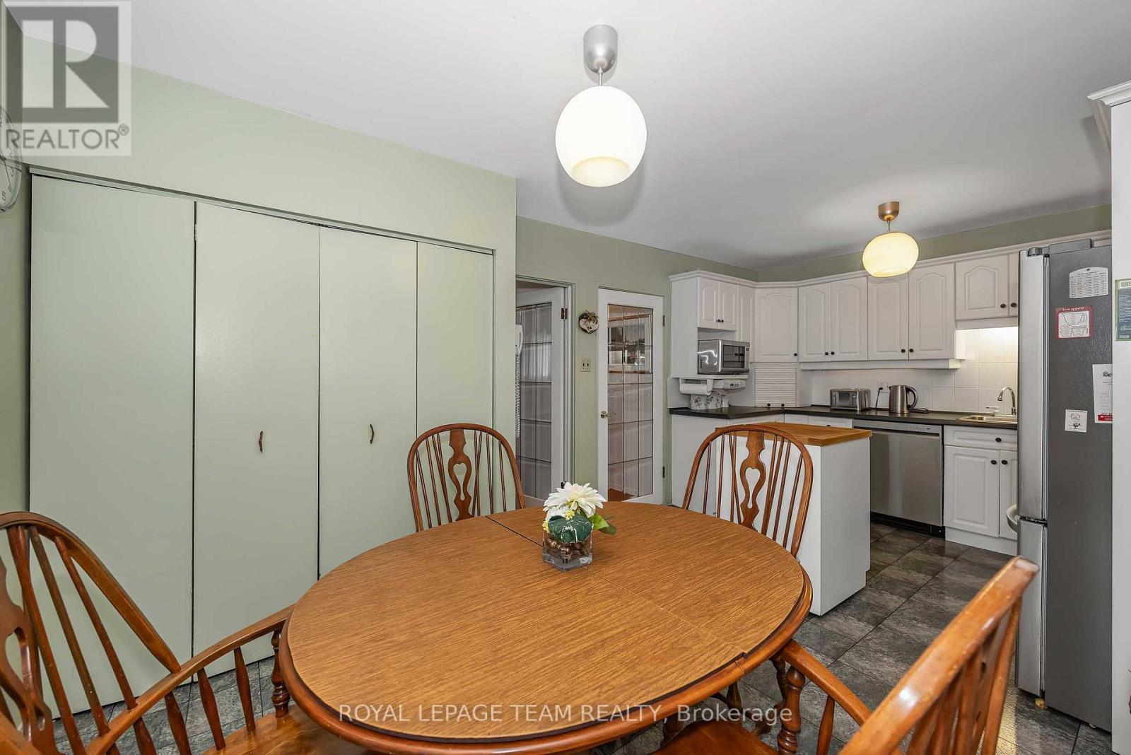 1174 Bonnie Crescent, Ottawa, ON