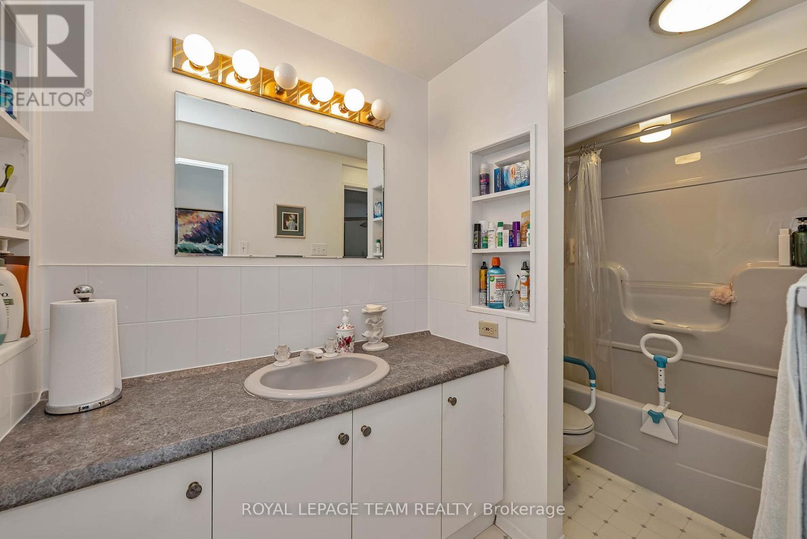1174 Bonnie Crescent, Ottawa, ON