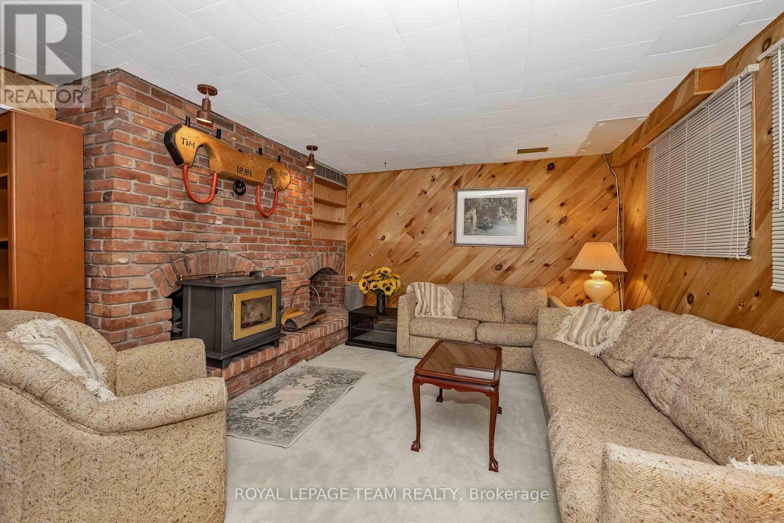 1174 Bonnie Crescent, Ottawa, ON