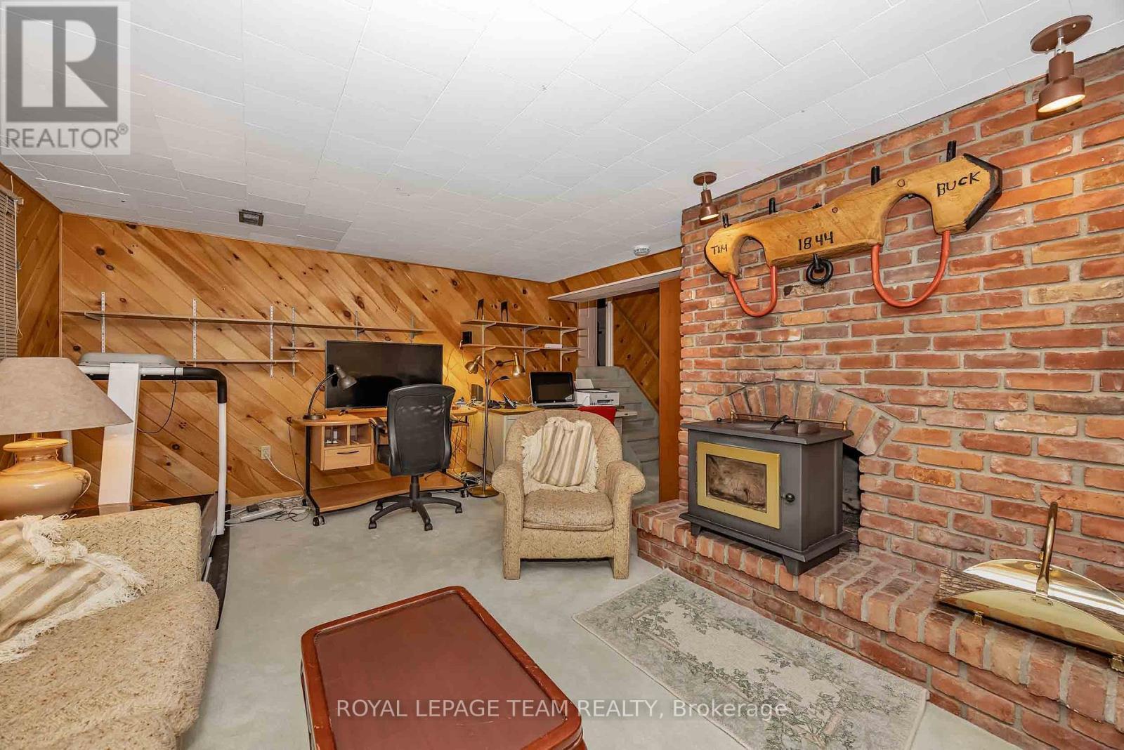 1174 Bonnie Crescent, Ottawa, ON