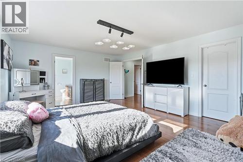 59 Greti Drive, Hamilton, ON 