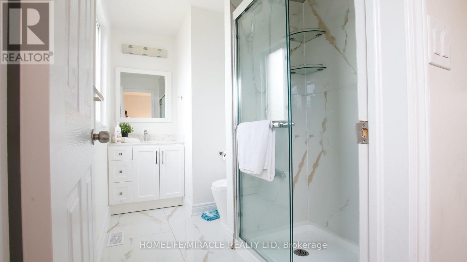18 Clearview Drive, Cambridge, ON