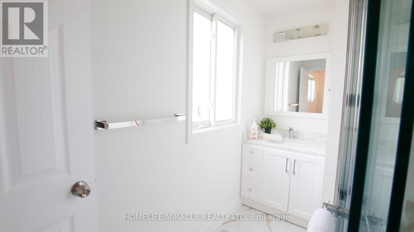 18 Clearview Drive, Cambridge, ON