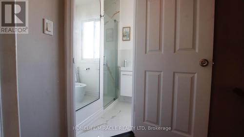 18 Clearview Drive, Cambridge, ON 