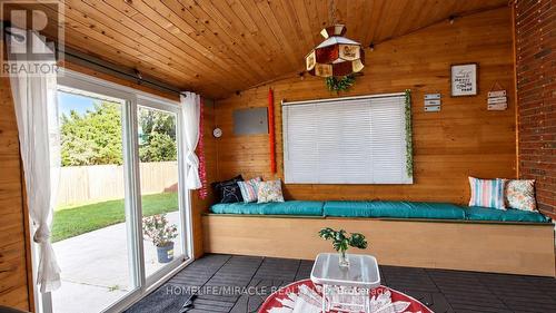 18 Clearview Drive, Cambridge, ON 