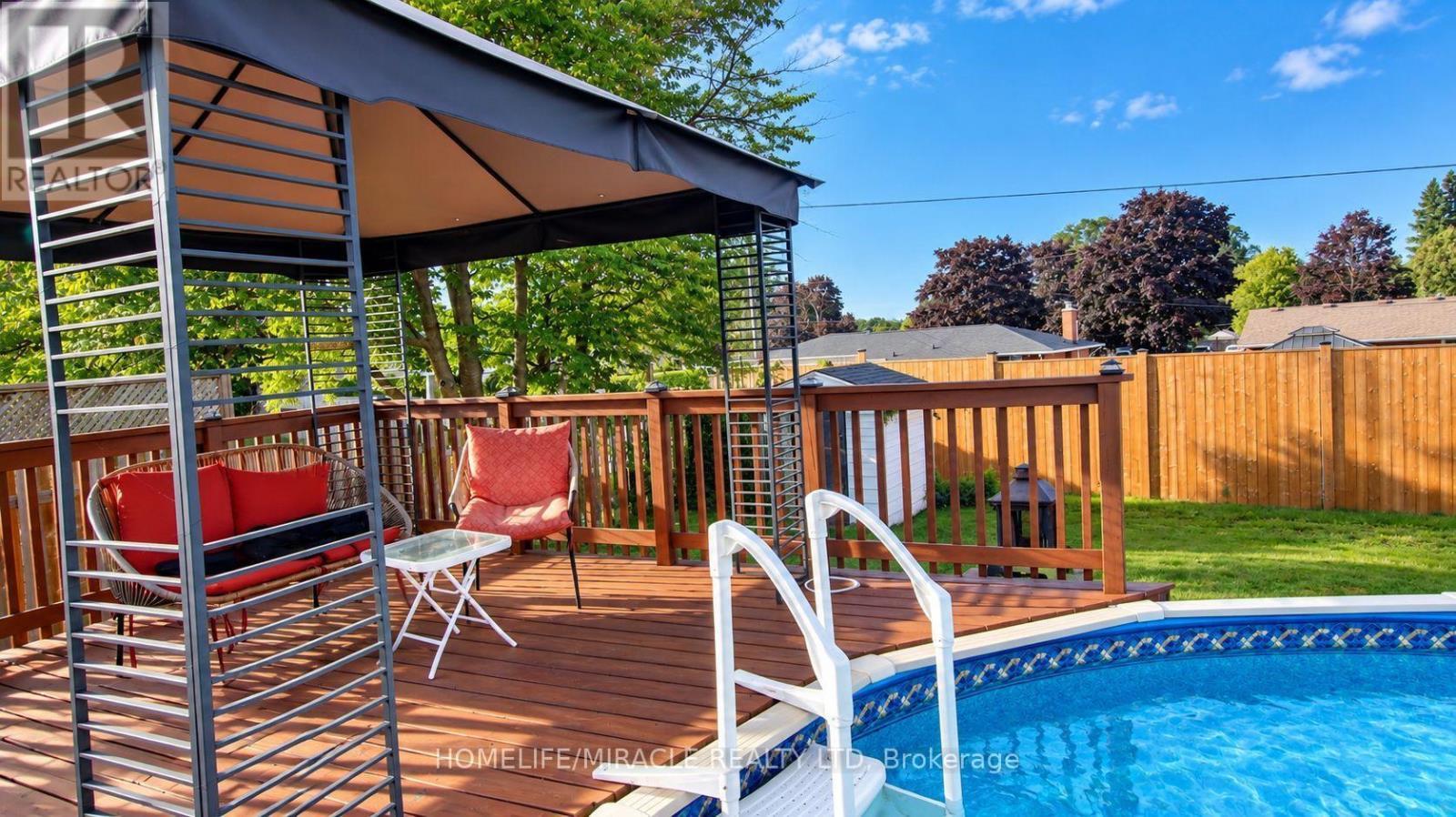 18 Clearview Drive, Cambridge, ON