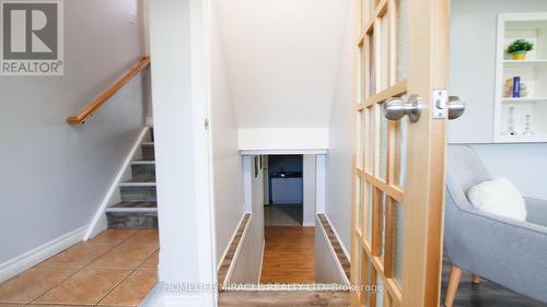 18 Clearview Drive, Cambridge, ON 