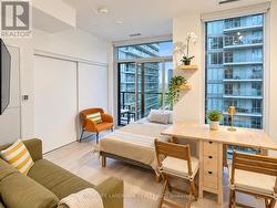 1903 NORTH TOWER - 117 BROADWAY AVENUE Toronto, ON M4P 1V3