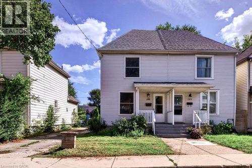146 BARNESDALE Avenue N  Hamilton, ON L8L 6T2