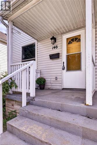 146 Barnesdale Avenue N, Hamilton, ON 
