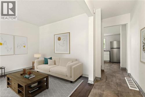 Virtually staged - 146 Barnesdale Avenue N, Hamilton, ON 