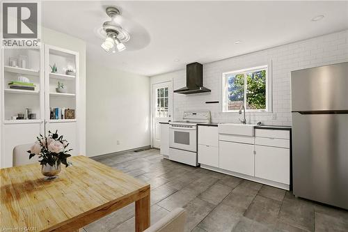 Virtually staged - 146 Barnesdale Avenue N, Hamilton, ON 