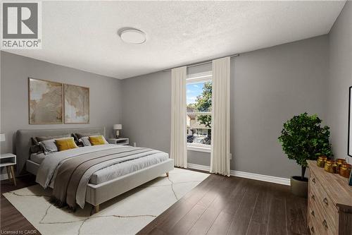 Virtually staged - 146 Barnesdale Avenue N, Hamilton, ON 
