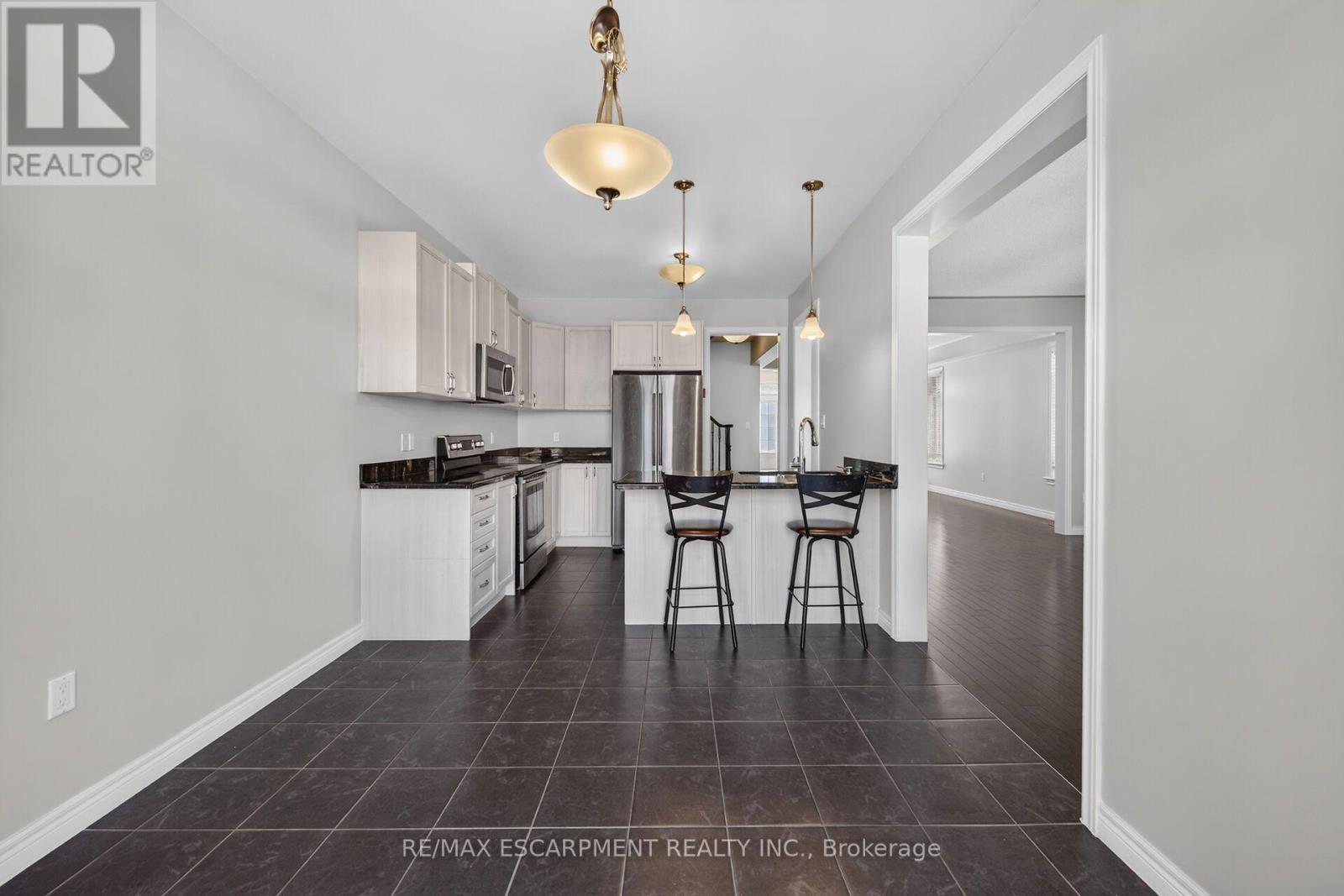 44 Matteo Trail, Hamilton, ON
