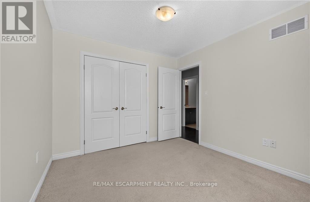 44 Matteo Trail, Hamilton, ON