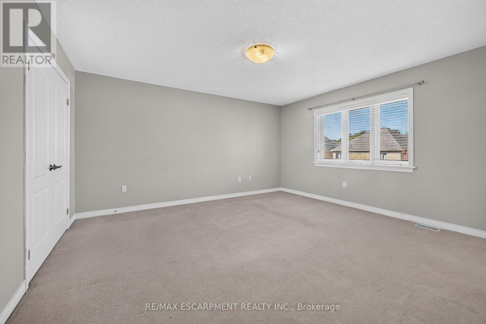 44 Matteo Trail, Hamilton, ON
