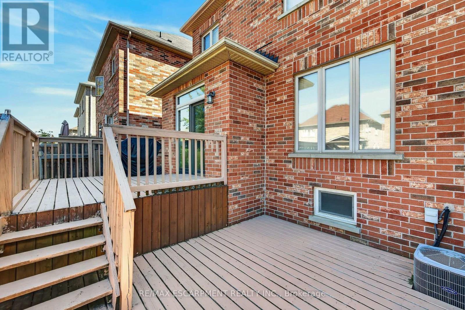 44 Matteo Trail, Hamilton, ON