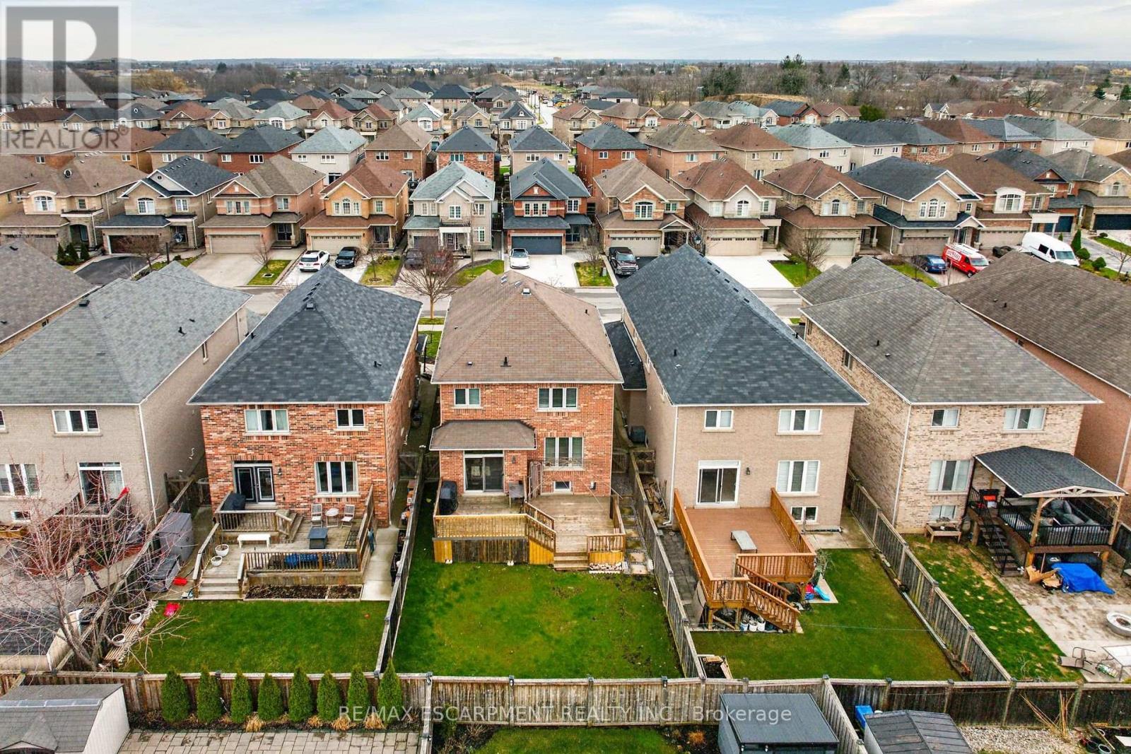 44 Matteo Trail, Hamilton, ON