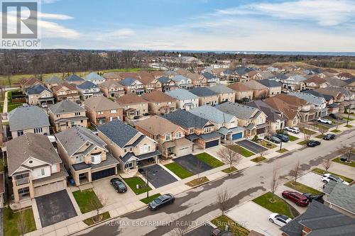 44 Matteo Trail, Hamilton, ON 