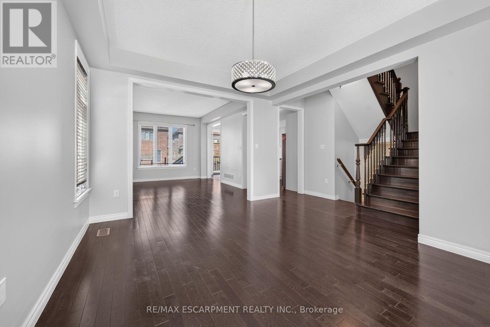 44 Matteo Trail, Hamilton, ON