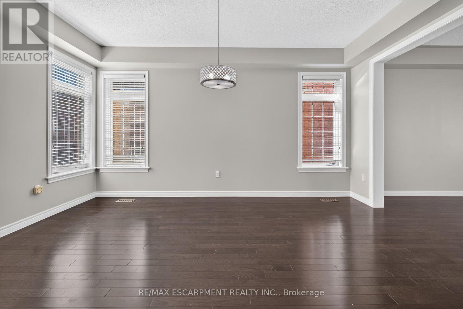 44 Matteo Trail, Hamilton, ON