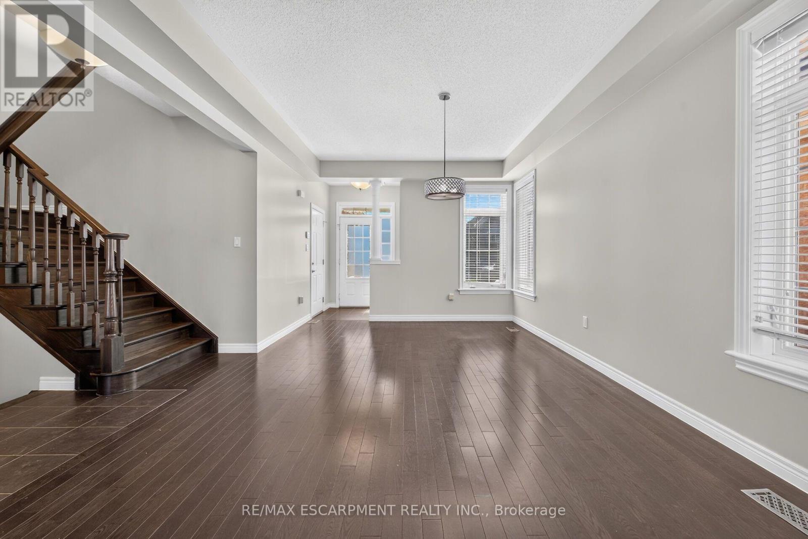 44 Matteo Trail, Hamilton, ON