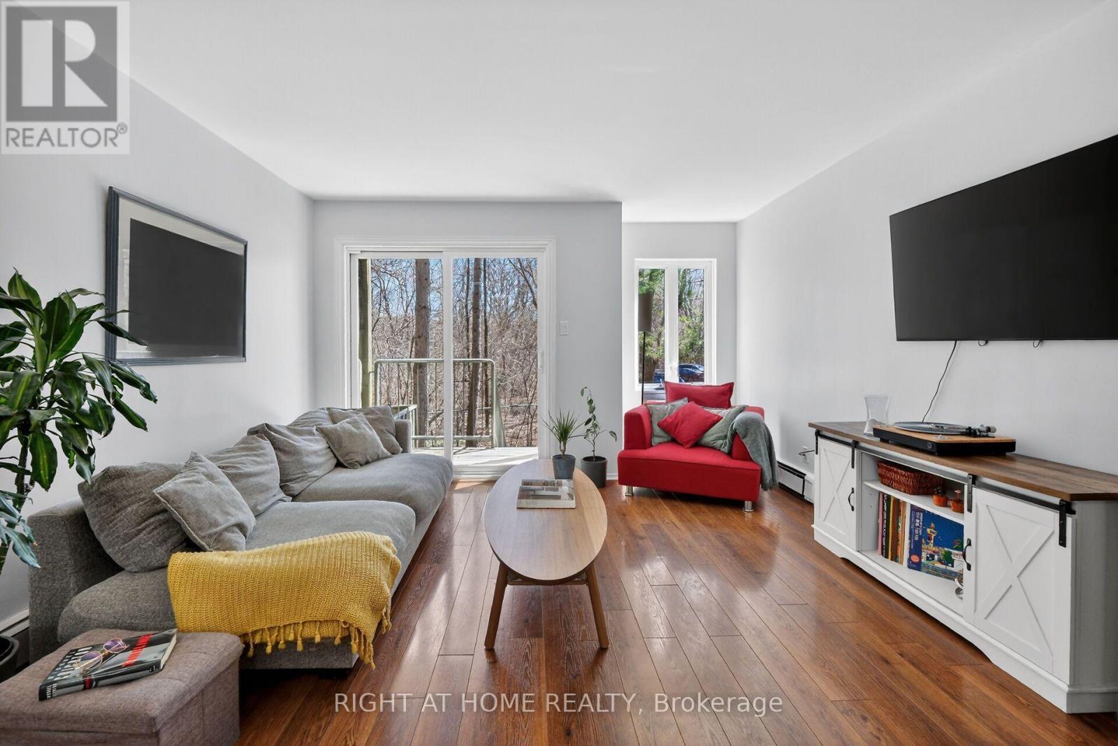 43 Crispin Private, Ottawa, ON