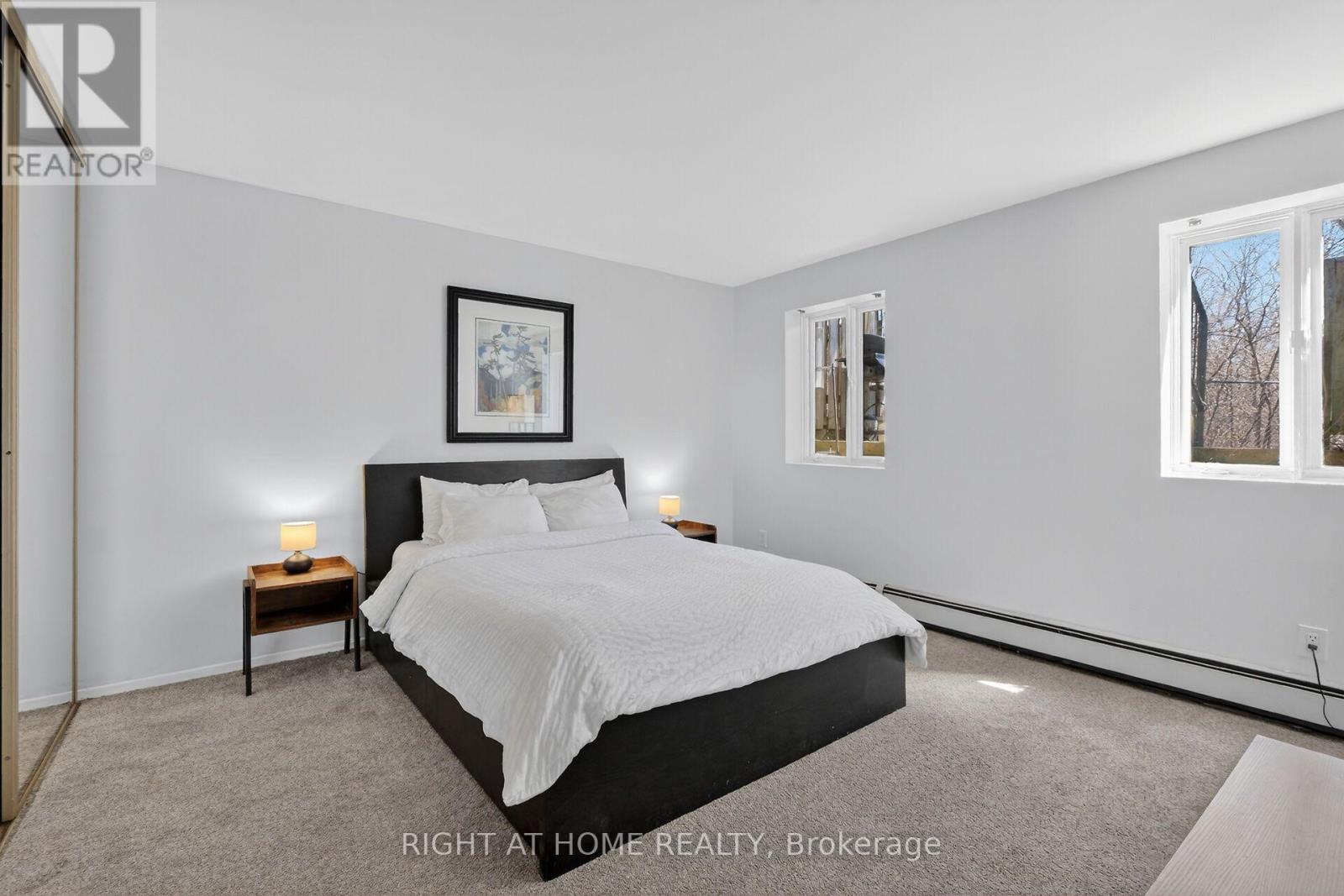 43 Crispin Private, Ottawa, ON