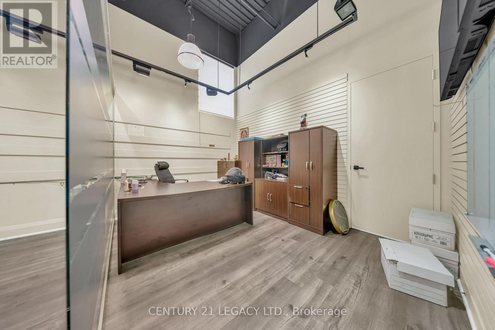 2385 Royal Windsor Drive, Mississauga, ON