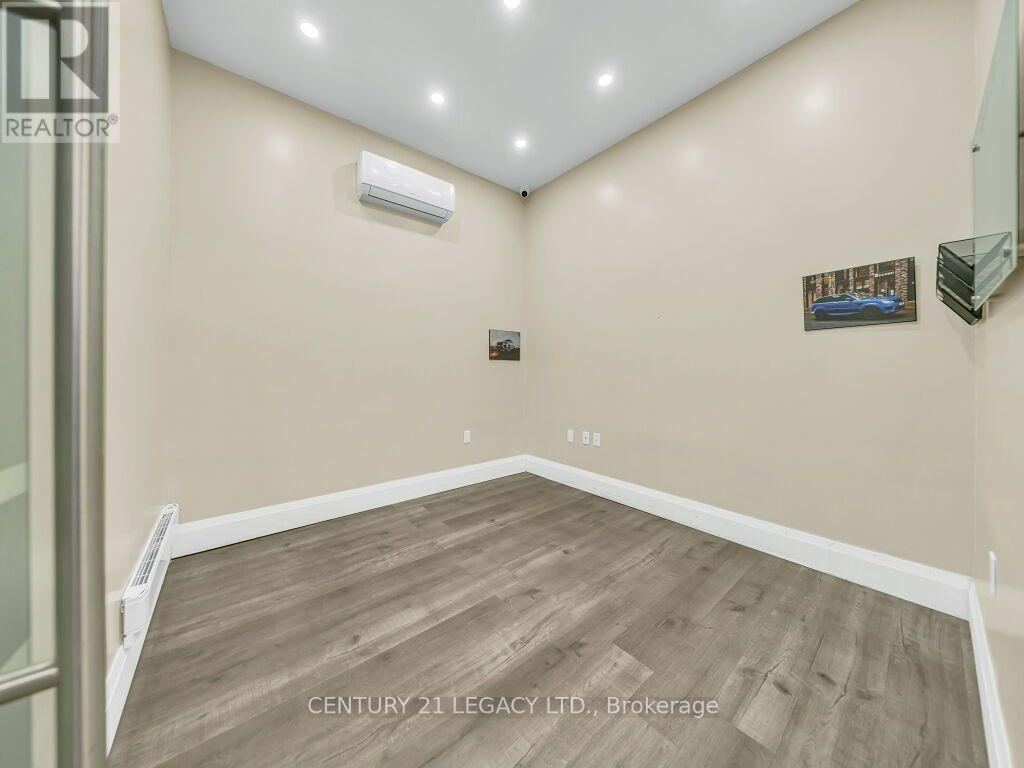 2385 Royal Windsor Drive, Mississauga, ON