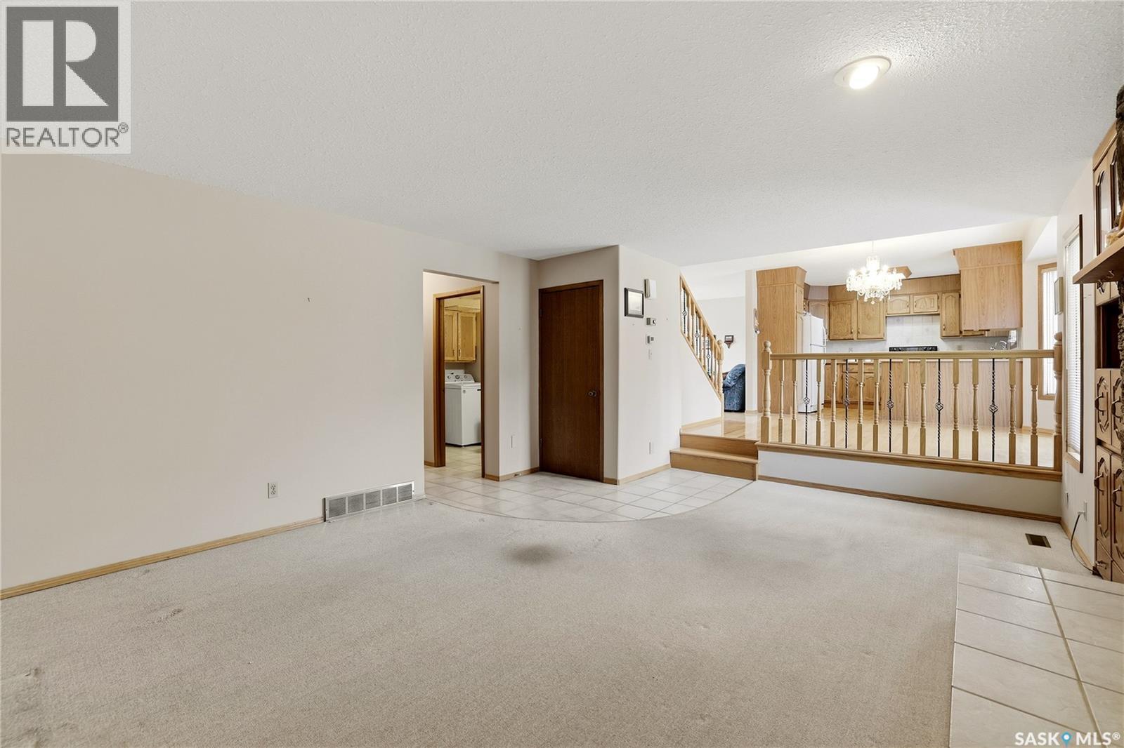 2606 Neff Road E, Regina, SK