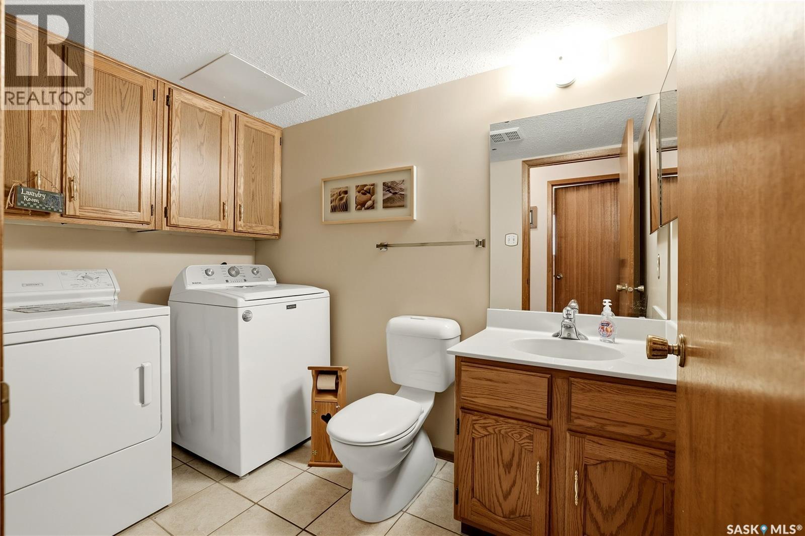 2606 Neff Road E, Regina, SK