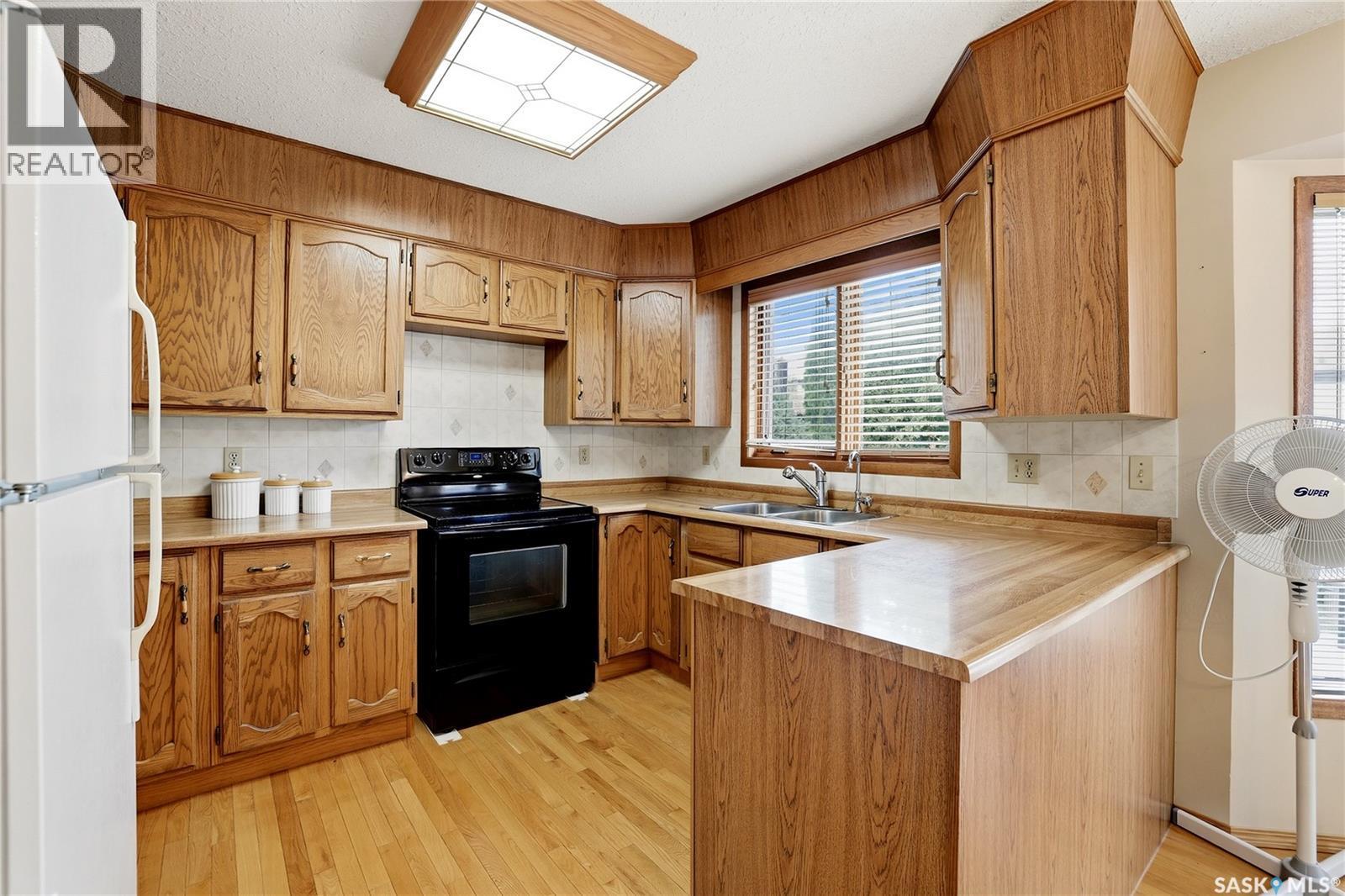 2606 Neff Road E, Regina, SK
