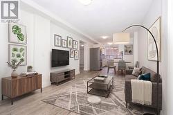 1A - 2637 KEELE STREET Toronto, ON M6L 2P2