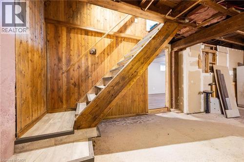 102 Stewart Avenue, Cambridge, ON 