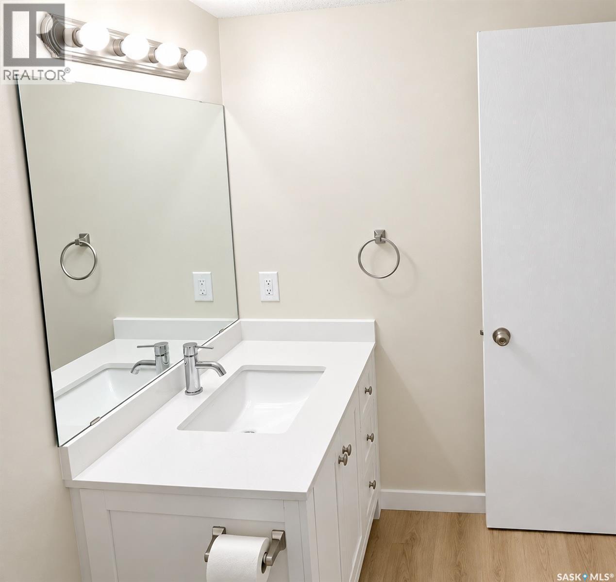 910 Devonshire Drive N, Regina, SK