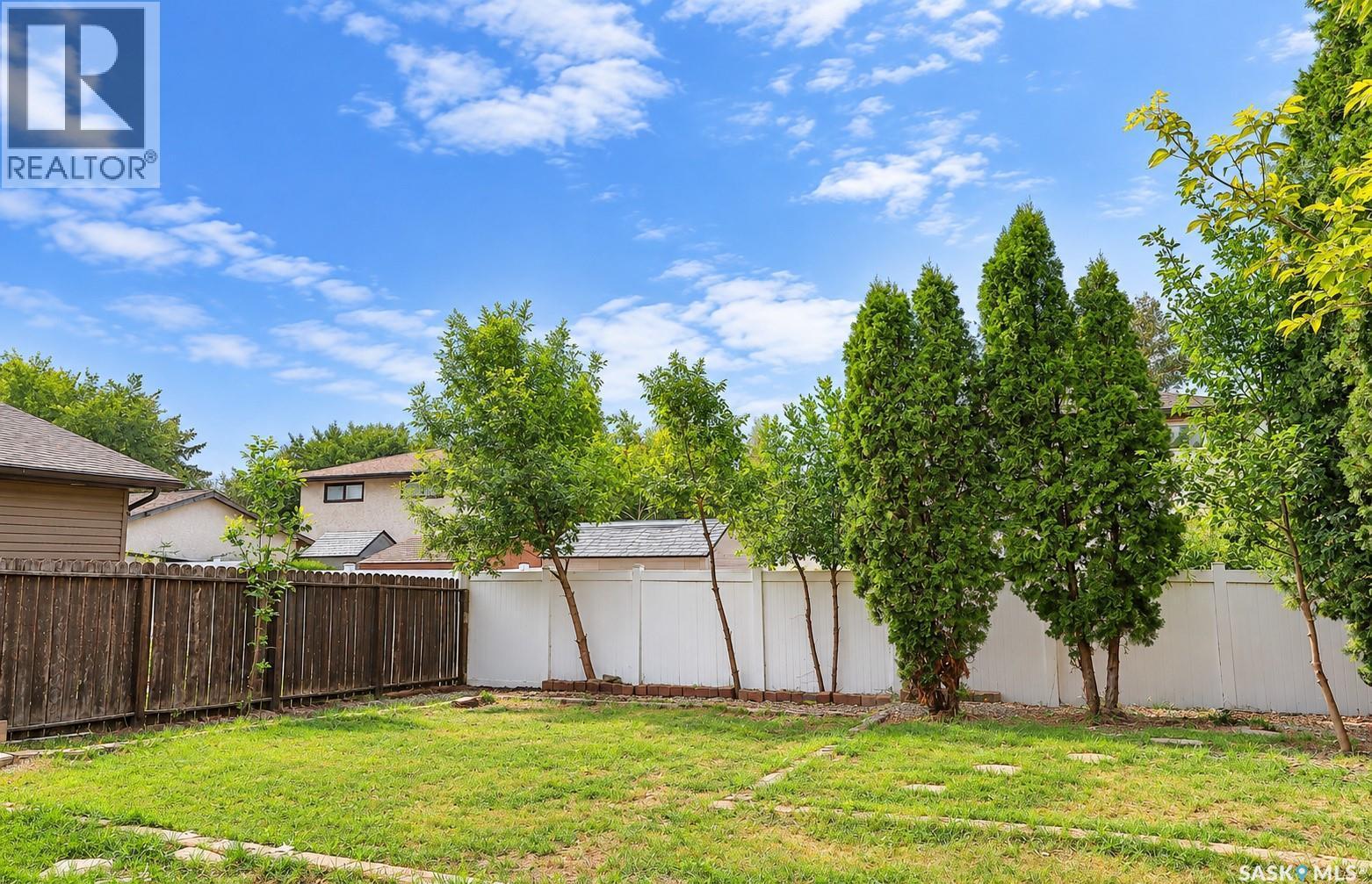 910 Devonshire Drive N, Regina, SK